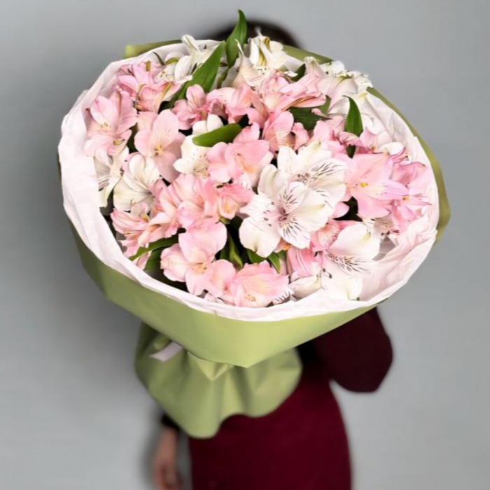 Моно букет из 9 альстромерий